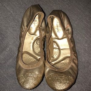 Gold flats
